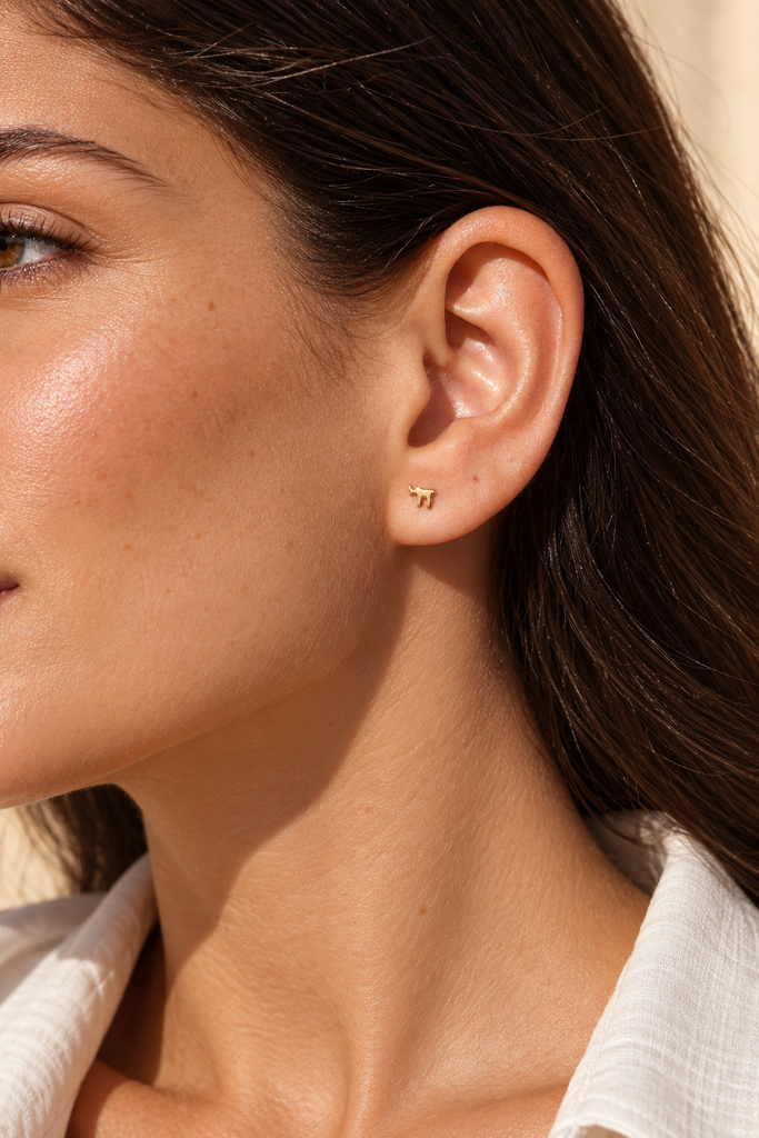 Tiny Chai Studs