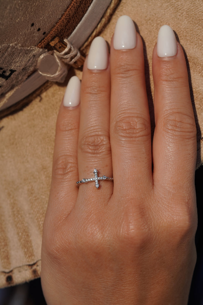 Dainty Cross Ring